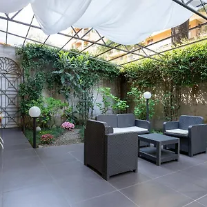 the-secret-garden-by-home-waves-como.it-lombardy.com/